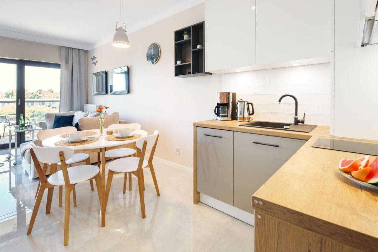 Apartament Gold Gardenia Dziwnów Exterior foto
